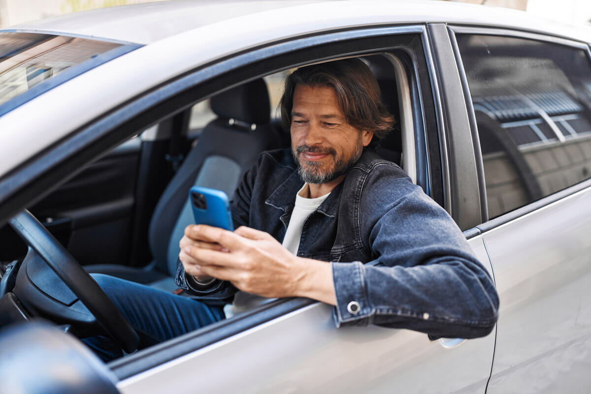 https://leocare.eu/fr/wp-content/uploads/2021/01/assurance-auto-tiers.jpg