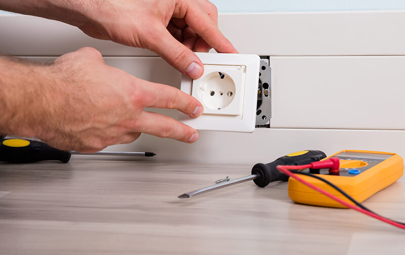 https://leocare.eu/fr/wp-content/uploads/2021/01/assurance-habitation-dommages-electriques.jpg