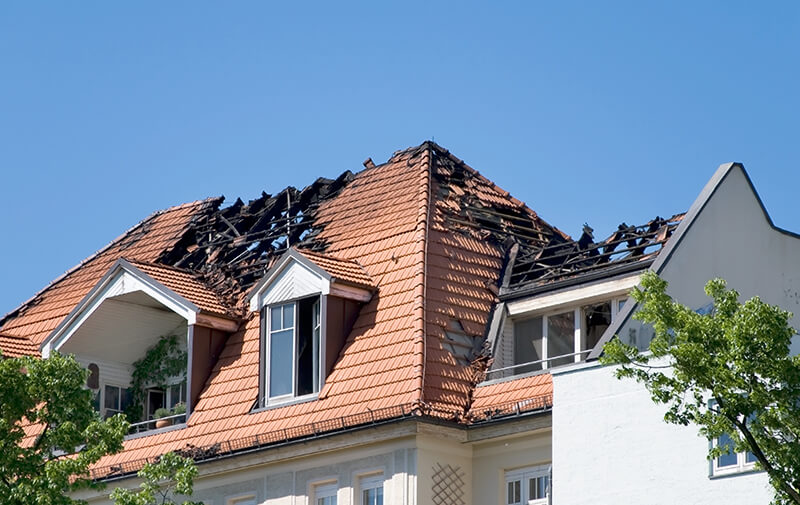 https://leocare.eu/fr/wp-content/uploads/2021/01/assurance-habitation-incendie.jpg
