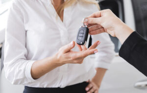 Chèque, virement : comment sécuriser l’achat d’une voiture d’occasion 