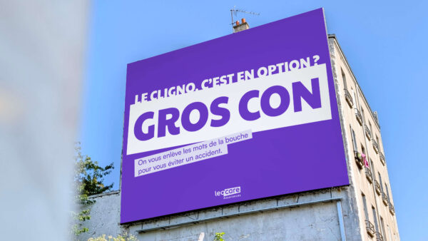 campagne leocare insulte courtoisie volant