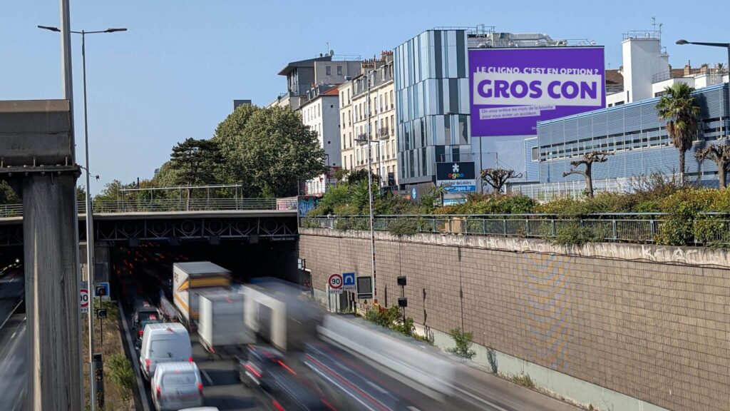 campagne leocare insulte courtoisie volant