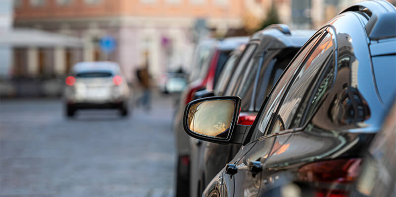 voitures parking rue