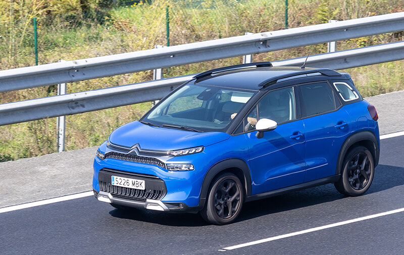 https://leocare.eu/fr/wp-content/uploads/2025/10/citroen-C3-aircross.jpg