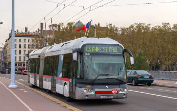 ligne blanche bus