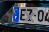 plaque immatriculation masquee