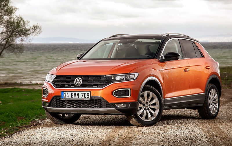 https://leocare.eu/fr/wp-content/uploads/2025/10/volkswagen-t-roc.jpg