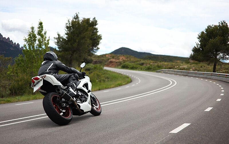 https://leocare.eu/fr/wp-content/uploads/2026/03/moto-route.jpg
