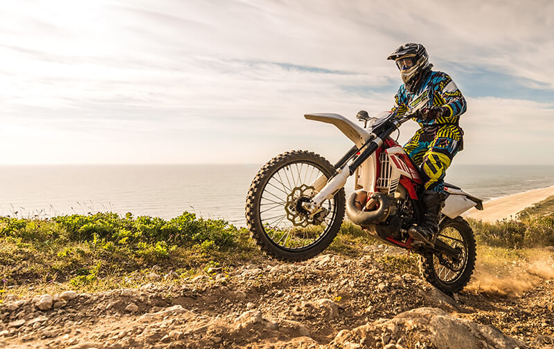 https://leocare.eu/fr/wp-content/uploads/2026/03/moto-trail.jpg