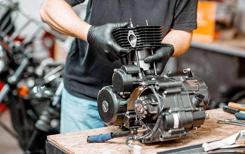 https://leocare.eu/fr/wp-content/uploads/2026/03/reparation-moteur-moto.jpg