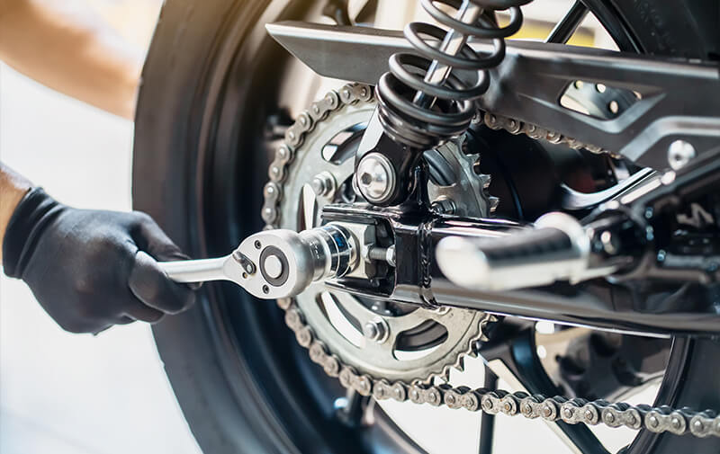 https://leocare.eu/fr/wp-content/uploads/2026/03/reparation-moto.jpg