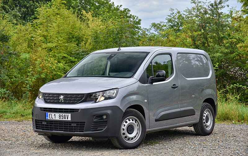 https://leocare.eu/fr/wp-content/uploads/2026/04/peugeot-partner.jpg