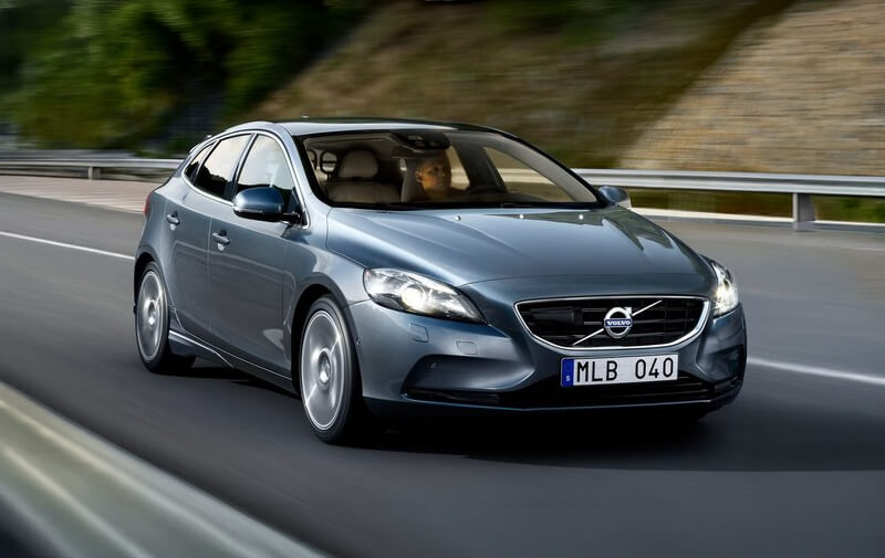https://leocare.eu/fr/wp-content/uploads/2026/04/volvo-v40.jpg